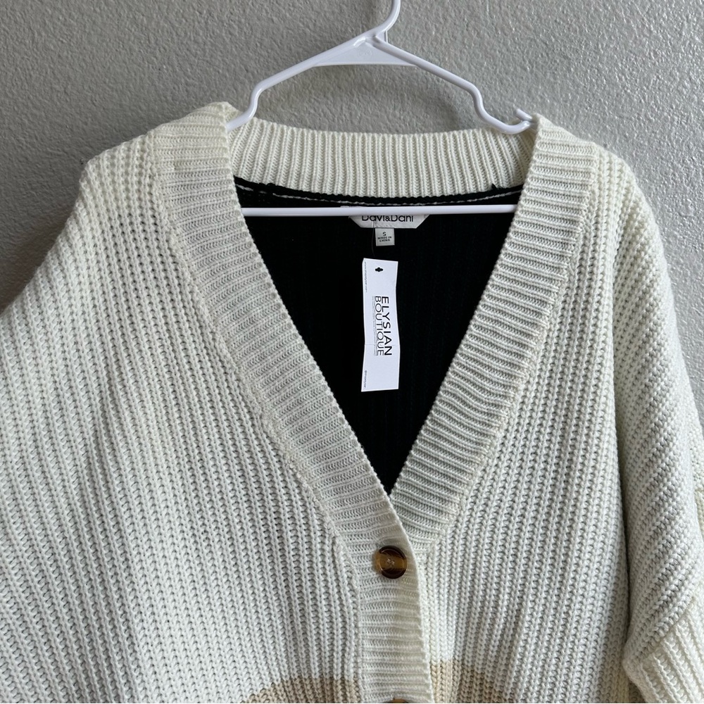 NWT Davi & Dani Brightside Patchwork Sweater Cardigan White Cream Black Small - Picture 3 of 7